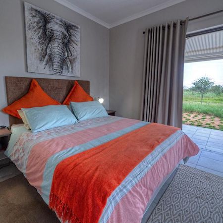 Khoi-Khoi Guesthouse Otavi Ngoại thất bức ảnh