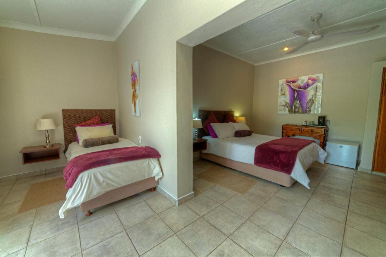 Khoi-Khoi Guesthouse Otavi Ngoại thất bức ảnh